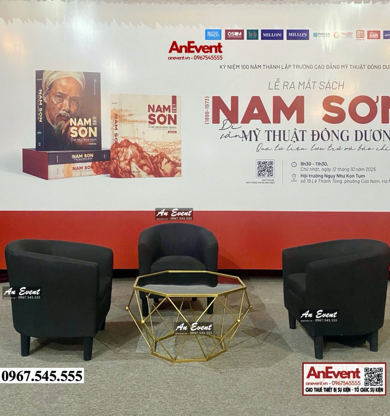 Sofa đen sự kiện nhỏ gọn