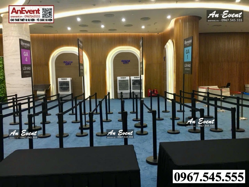 Thuê barrier inox phân luồng