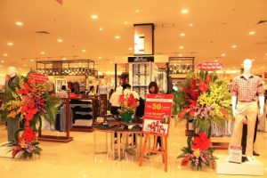 Khai trương cửa hàng