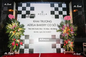 To chuc le khai truong Tiem banh Adela 6