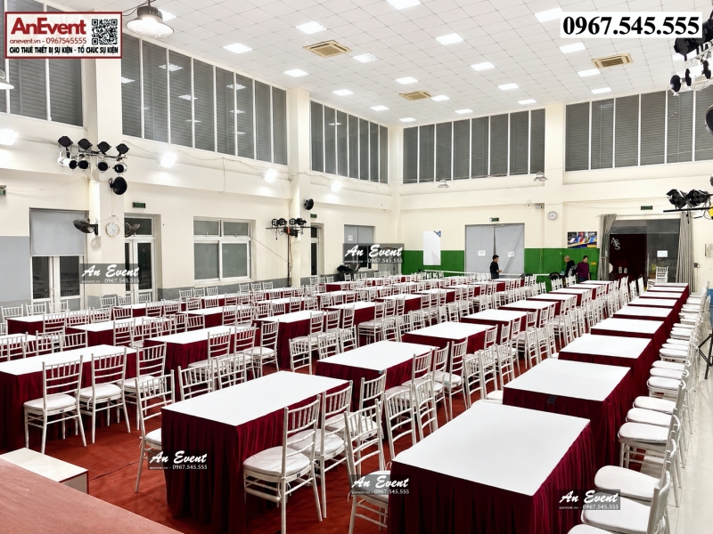 Cho thuê ghế chiavari Hà Nội