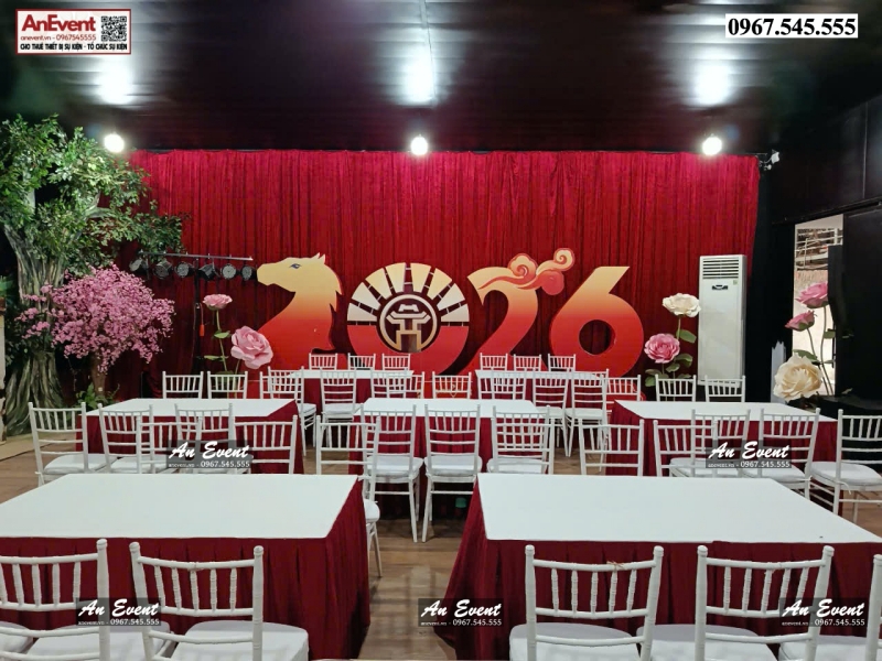 Thuê ghế chiavari Hà Nội
