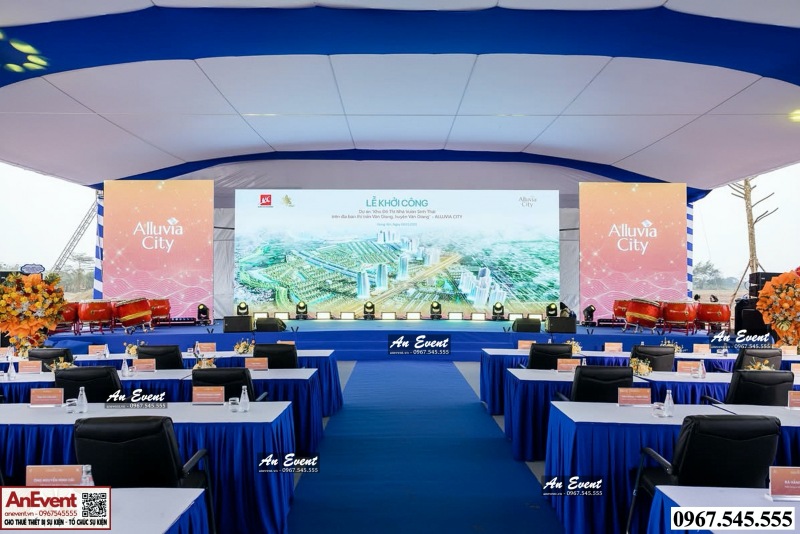 Thuê ghế chân quỳ khởi công