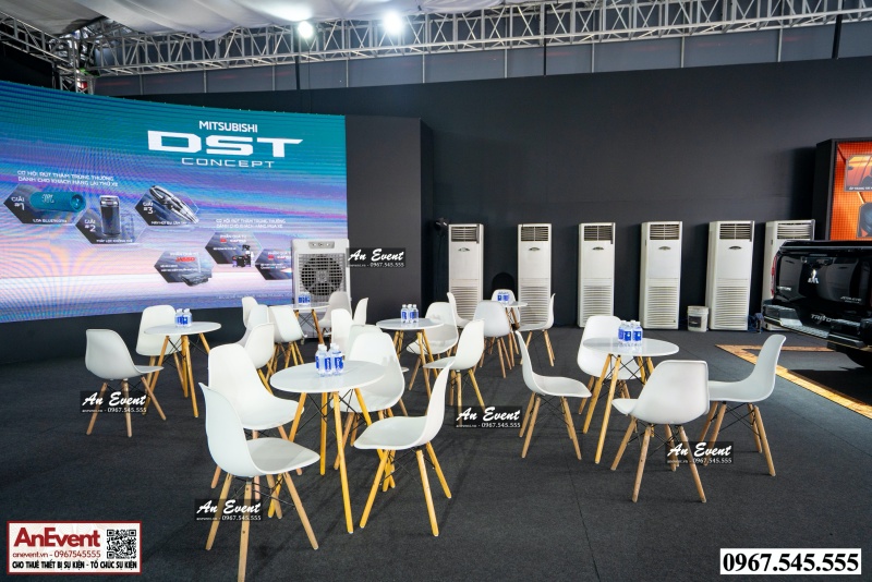 Cho Thuê Bàn Ghế Eames, Bàn tulip Update Bàn ghế mới liên tục 10 Hình ảnh thực tế bàn ghế Eames An Event cho thuê tại sự kiện